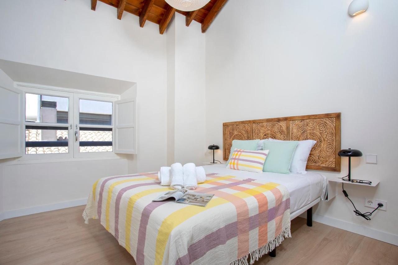 Thyssen Cisneros By Rent Me Malaga